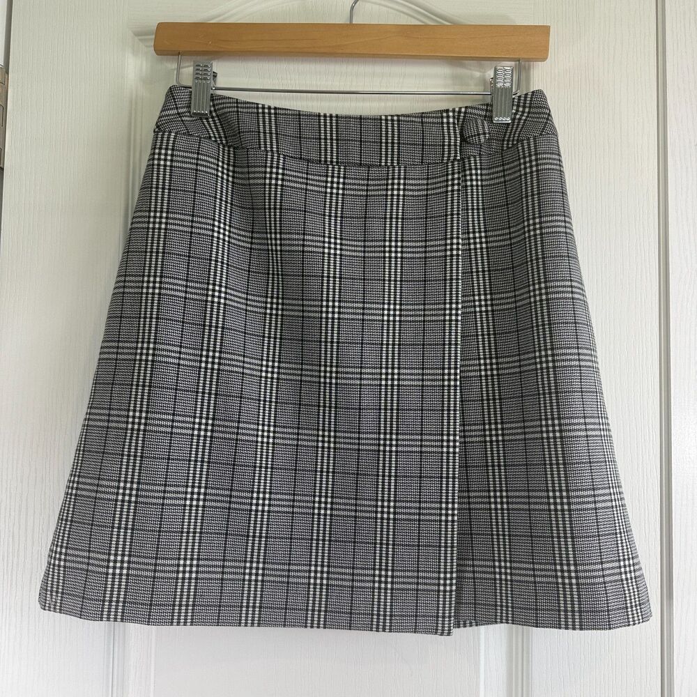 A New Day Women's Black White Houndstooth Plaid Wrap Skirt Lined Pockets Size 4
